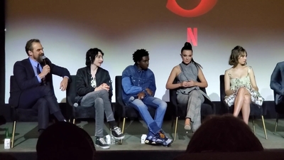 2020-01-11_-_Stranger_Things_Season_3_Q_and_A_mp41346.jpg