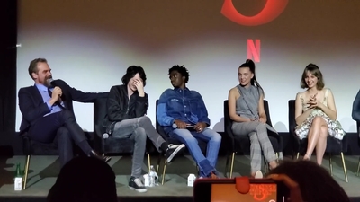 2020-01-11_-_Stranger_Things_Season_3_Q_and_A_mp41530.jpg