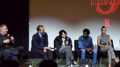 2020-01-11_-_Stranger_Things_Season_3_Q_and_A_mp41649.jpg