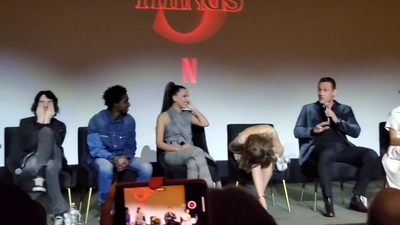 2020-01-11_-_Stranger_Things_Season_3_Q_and_A_mp41710.jpg