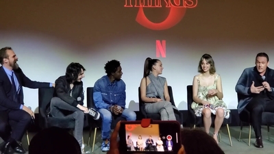 2020-01-11_-_Stranger_Things_Season_3_Q_and_A_mp41795.jpg
