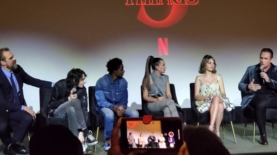 2020-01-11_-_Stranger_Things_Season_3_Q_and_A_mp41826.jpg