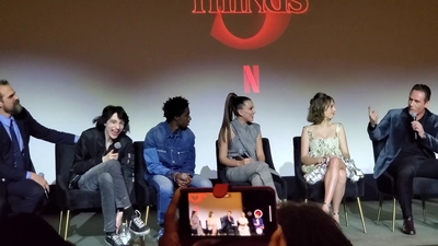 2020-01-11_-_Stranger_Things_Season_3_Q_and_A_mp41835.jpg