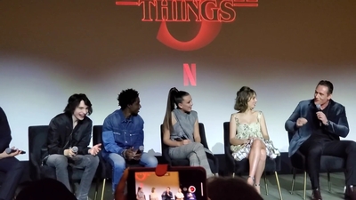 2020-01-11_-_Stranger_Things_Season_3_Q_and_A_mp41839.jpg