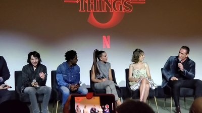 2020-01-11_-_Stranger_Things_Season_3_Q_and_A_mp41840.jpg