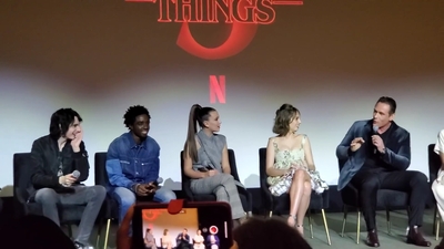 2020-01-11_-_Stranger_Things_Season_3_Q_and_A_mp41842.jpg