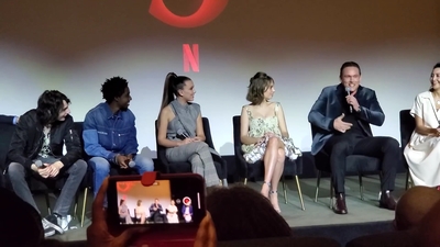 2020-01-11_-_Stranger_Things_Season_3_Q_and_A_mp41851.jpg