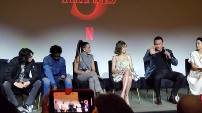2020-01-11_-_Stranger_Things_Season_3_Q_and_A_mp41859.jpg