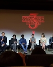 Filename=2020-01-11_-_Stranger_Things_Season_3_Q_and_A_mp40204.jpg
Filesize=572KiB
Dimensions=1920x1080
Date added=Dec 29, 2022 2020-01-11_-_Stranger_Things_Season_3_Q_and_A_mp40204.jpg