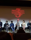 Filename=2020-01-11_-_Stranger_Things_Season_3_Q_and_A_mp40206.jpg
Filesize=571KiB
Dimensions=1920x1080
Date added=Dec 29, 2022 2020-01-11_-_Stranger_Things_Season_3_Q_and_A_mp40206.jpg