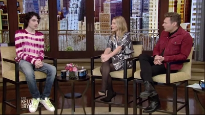 2020-01-15_-_LIVEKellyandRyan_1_mp40018.jpg