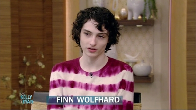 2020-01-15_-_LIVEKellyandRyan_2_mp40062.jpg