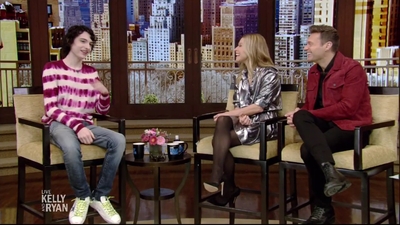 2020-01-15_-_LIVEKellyandRyan_2_mp40071.jpg