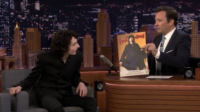2020-01-17_-_The_Tonight_Show_Starring_Jimmy_Fallon_mp40410.jpg