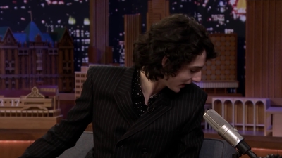 2020-01-17_-_The_Tonight_Show_Starring_Jimmy_Fallon_mp40419.jpg