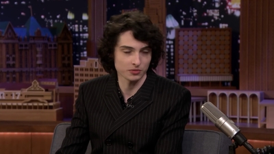 2020-01-17_-_The_Tonight_Show_Starring_Jimmy_Fallon_mp40527.jpg