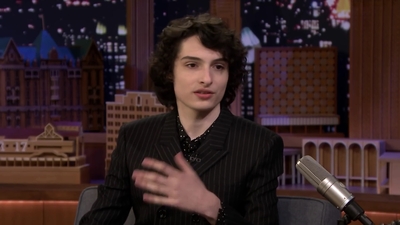 2020-01-17_-_The_Tonight_Show_Starring_Jimmy_Fallon_mp40603.jpg