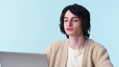 2020-01-22_-_GQ_-_Finn_Wolfhard_Replies_to_Fans_on_the_Internet_mp41304.jpg