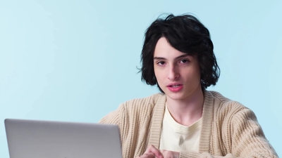 2020-01-22_-_GQ_-_Finn_Wolfhard_Replies_to_Fans_on_the_Internet_mp41419.jpg