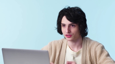 2020-01-22_-_GQ_-_Finn_Wolfhard_Replies_to_Fans_on_the_Internet_mp41436.jpg
