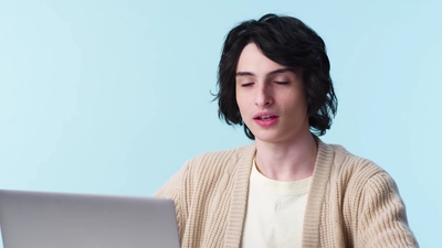 2020-01-22_-_GQ_-_Finn_Wolfhard_Replies_to_Fans_on_the_Internet_mp41459.jpg