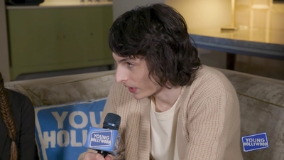 2020-01-24_-_Young_Hollywood_-_The_Turning_Interview_mp42008.jpg