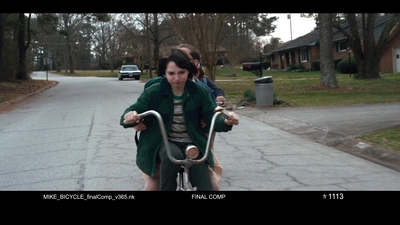 2020-03-13_-_Red_Nose_Day_USA_-_Look_BTS_of_The_Upside_Down_mp43990.jpg