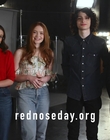 2020-03-13_-_Red_Nose_Day_USA_-_Look_BTS_of_The_Upside_Down_mp44042.jpg
