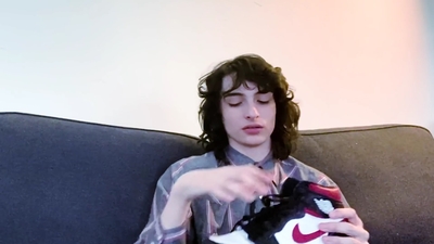 2020-05-19_-_GQ_-_10_Things_Finn_Wolfhard_Cant_Live_Without_mp42716.jpg