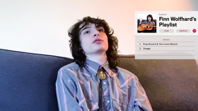 2020-05-19_-_GQ_-_10_Things_Finn_Wolfhard_Cant_Live_Without_mp42798.jpg