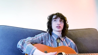 2020-05-19_-_GQ_-_10_Things_Finn_Wolfhard_Cant_Live_Without_mp42880.jpg