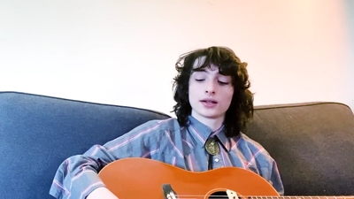 2020-05-19_-_GQ_-_10_Things_Finn_Wolfhard_Cant_Live_Without_mp42883.jpg