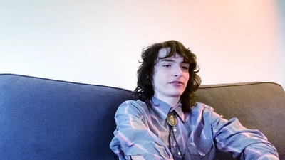 2020-05-19_-_GQ_-_10_Things_Finn_Wolfhard_Cant_Live_Without_mp42967.jpg