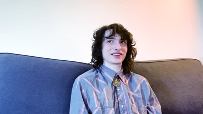 2020-05-19_-_GQ_-_10_Things_Finn_Wolfhard_Cant_Live_Without_mp43013.jpg
