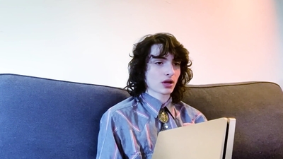 2020-05-19_-_GQ_-_10_Things_Finn_Wolfhard_Cant_Live_Without_mp43025.jpg