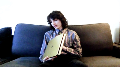 2020-05-19_-_GQ_-_10_Things_Finn_Wolfhard_Cant_Live_Without_mp43029.jpg
