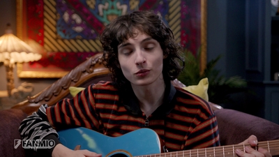 2020-11-01_-_Meet_Finn_Wolfhard_on_Fanmio_mp44579.jpg