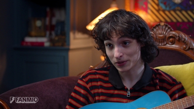 2020-11-01_-_Meet_Finn_Wolfhard_on_Fanmio_mp44590.jpg