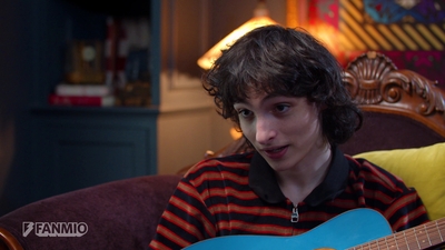 2020-11-01_-_Meet_Finn_Wolfhard_on_Fanmio_mp44591.jpg