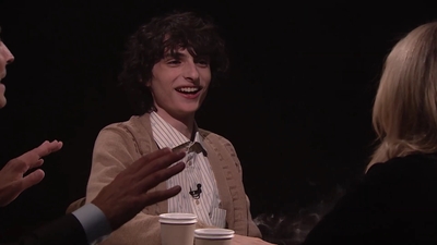 2021-10-12_-_The_Tonight_Show_Starring_Jimmy_Fallon_1_mp412897.jpg