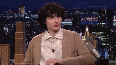 2021-10-12_-_The_Tonight_Show_Starring_Jimmy_Fallon_2_mp412921.jpg