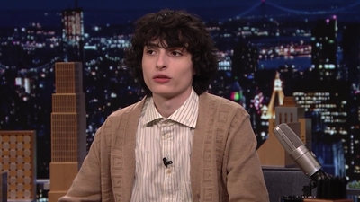 2021-10-12_-_The_Tonight_Show_Starring_Jimmy_Fallon_2_mp412934.jpg