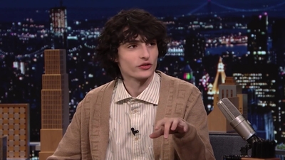 2021-10-12_-_The_Tonight_Show_Starring_Jimmy_Fallon_2_mp412938.jpg