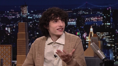2021-10-12_-_The_Tonight_Show_Starring_Jimmy_Fallon_2_mp412962.jpg
