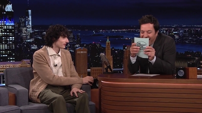 2021-10-12_-_The_Tonight_Show_Starring_Jimmy_Fallon_2_mp413009.jpg