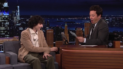 2021-10-12_-_The_Tonight_Show_Starring_Jimmy_Fallon_2_mp413013.jpg