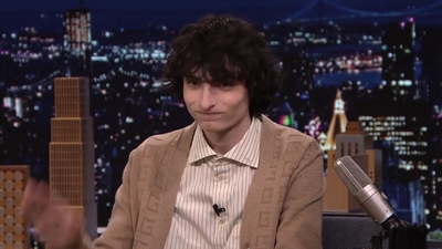 2021-10-12_-_The_Tonight_Show_Starring_Jimmy_Fallon_2_mp413029.jpg