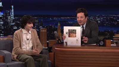 2021-10-12_-_The_Tonight_Show_Starring_Jimmy_Fallon_2_mp413037.jpg