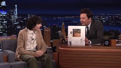 2021-10-12_-_The_Tonight_Show_Starring_Jimmy_Fallon_2_mp413043.jpg