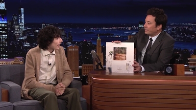 2021-10-12_-_The_Tonight_Show_Starring_Jimmy_Fallon_2_mp413057.jpg